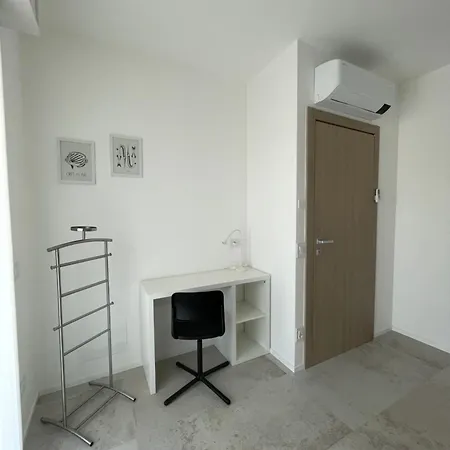 Residenze Porto Canale Apartment *