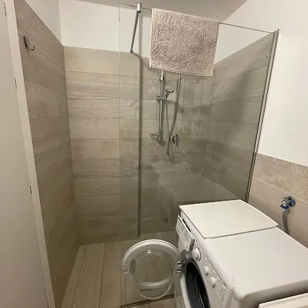 Residenze Porto Canale شقة غابيتّشي ماري