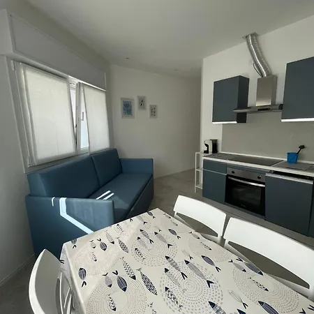 Residenze Porto Canale ガビッチェ・マーレ